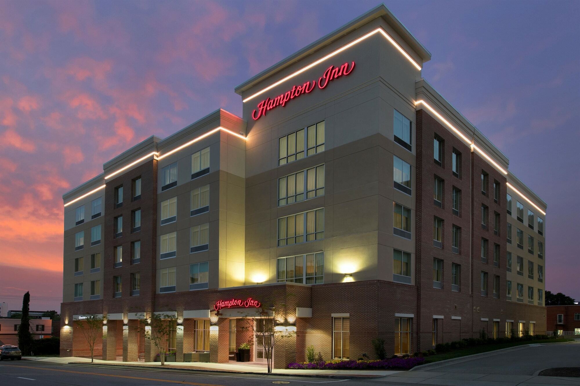Hotel Hampton Downtown